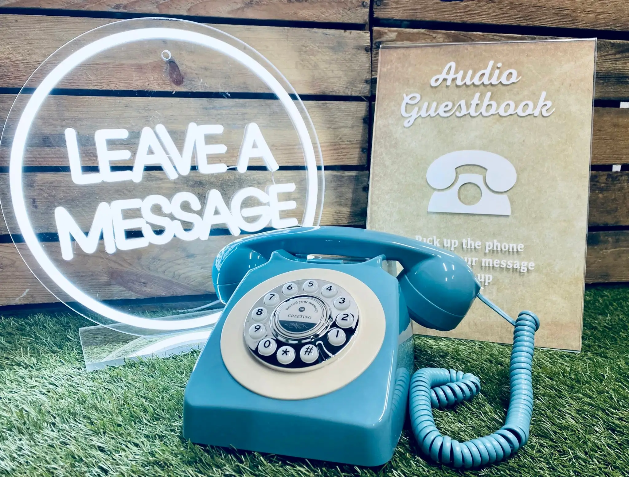 How Phone Memories Enhance Your Wedding Experience